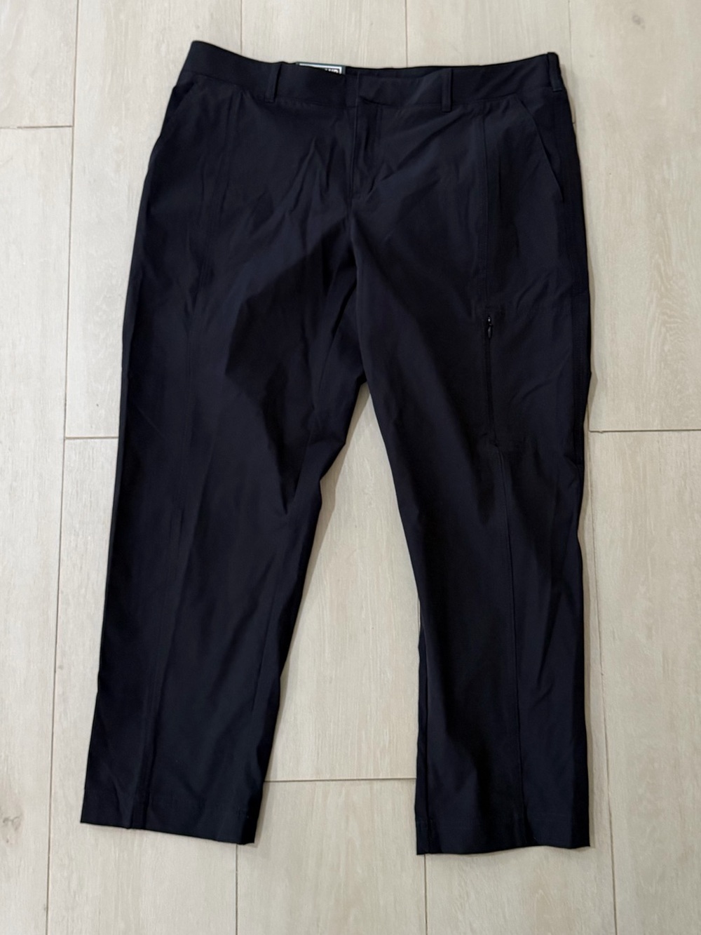 Kirkland Signature Women’s Ankle Pants Size 12